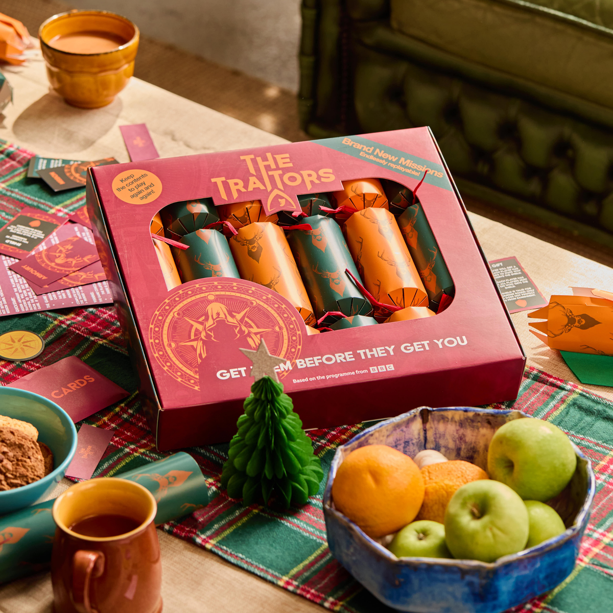The Traitors Christmas Crackers 2026