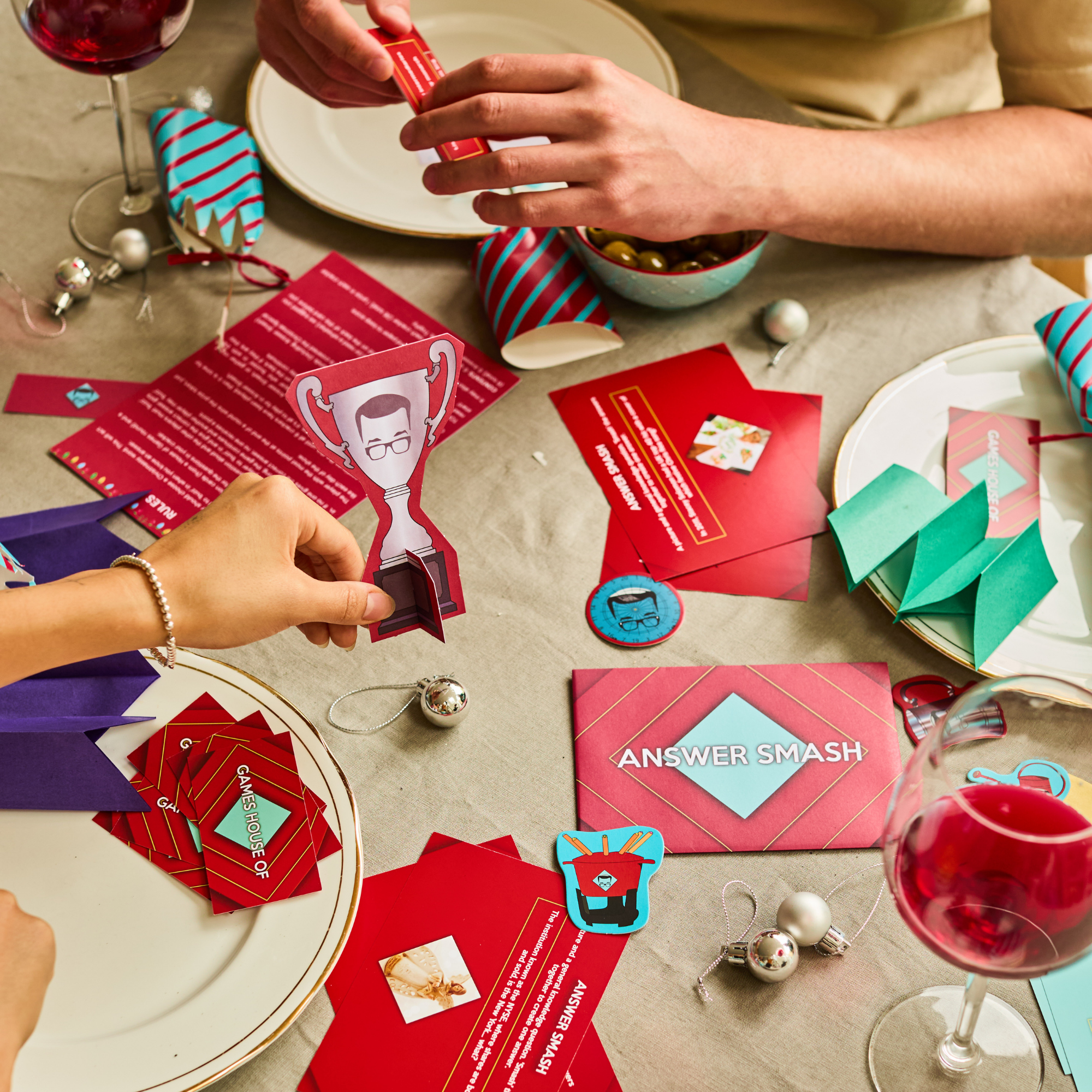 House of Games Christmas Crackers